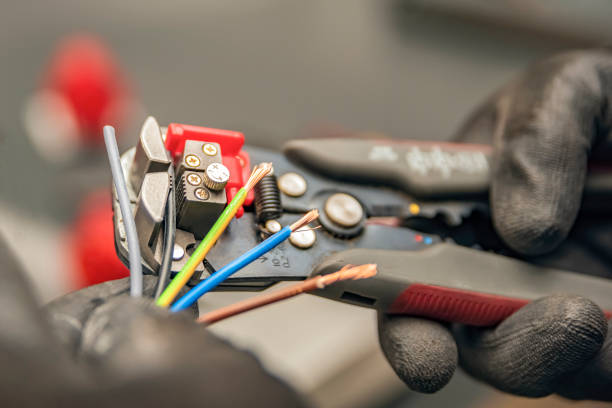 Best Residential Electrician Services  in Leesburg, OH