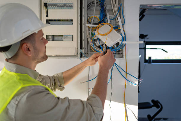 Best Electrical Troubleshooting Services  in Leesburg, OH